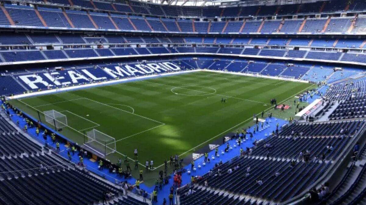 Un madridista se compra un medidor de decibelios para el Bernabéu