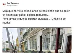 El típico olvido en un bar