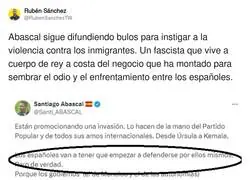 Santiago Abascal sigue haciendo de las suyas contra los inmigrantes