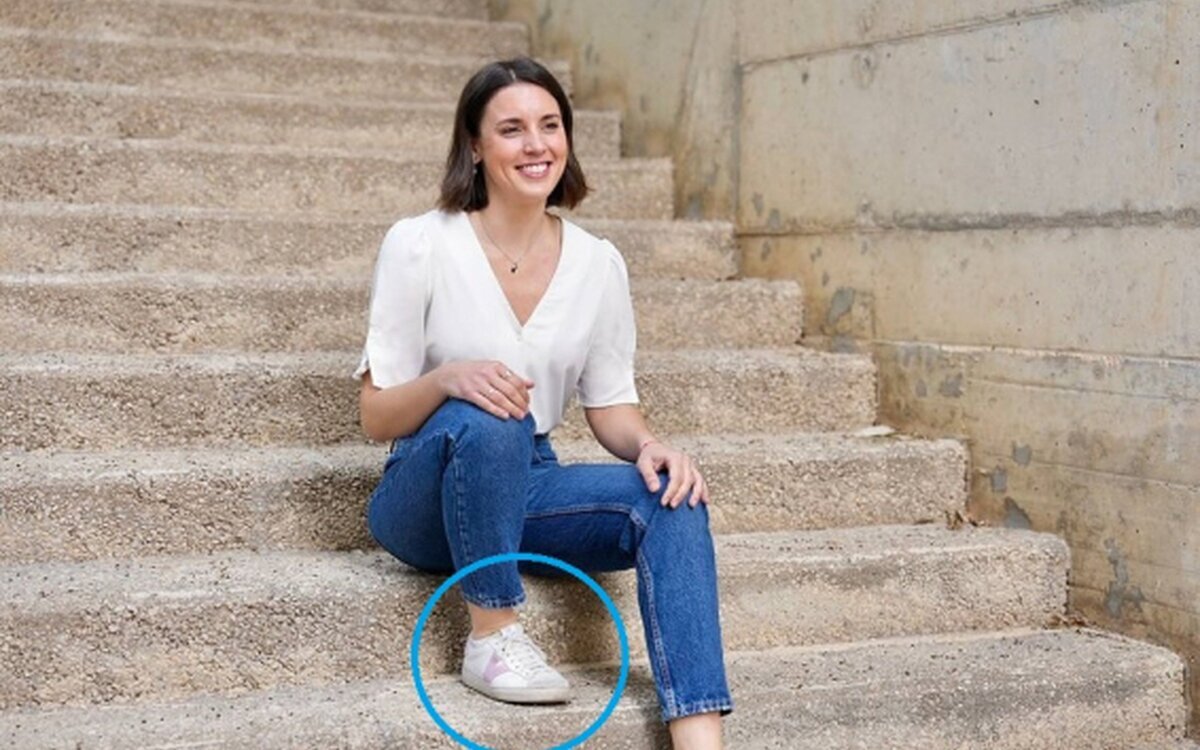 Irene Montero responde a una persona que la acusa de haberse gastado 160 euros en unas zapatillas