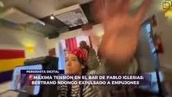 Bertrand Mondongo entra al bar de Pablo Iglesias a molestar a sus trabajadores