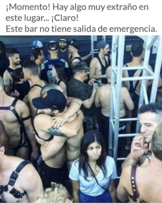 bar,salida de emergencia