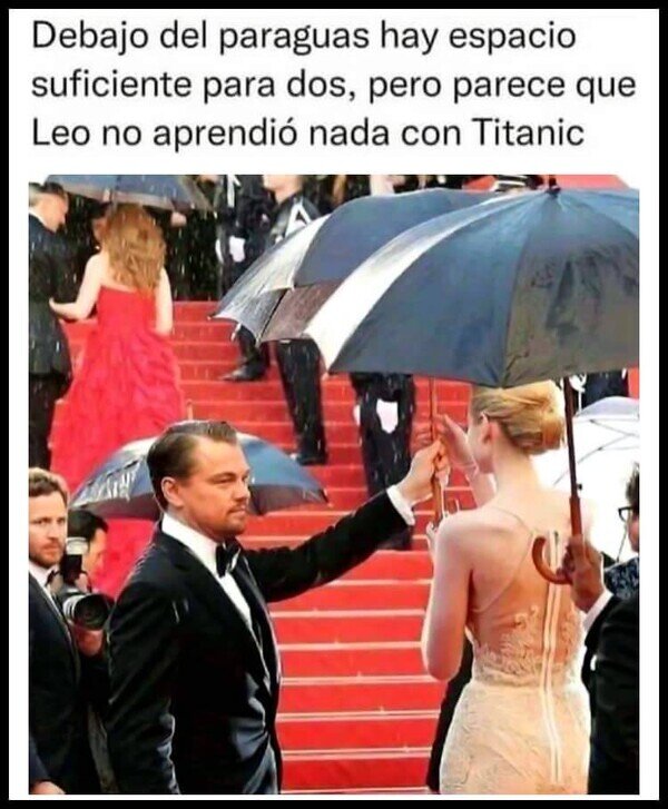 espacio,Leonardo DiCaprio,paraguas,tabla,Titanic