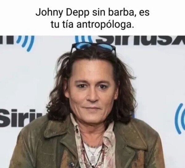 atropóloga,barba,Johnny Depp,parecido,sin,tía