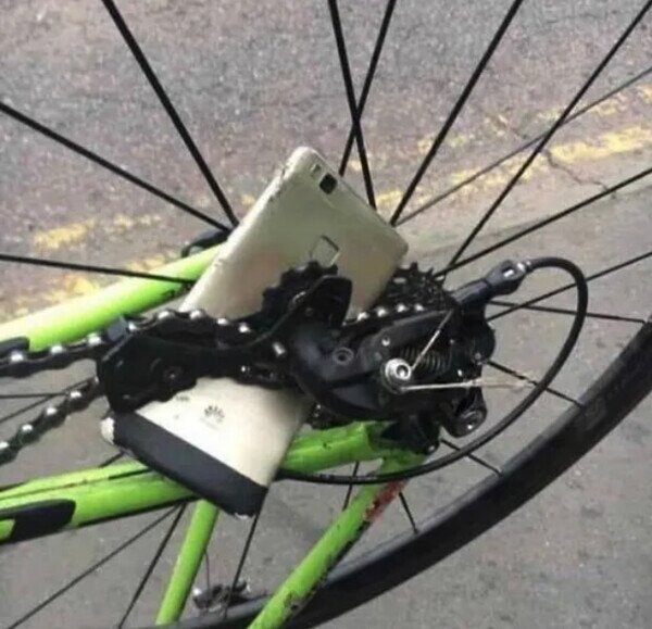 bicicleta,fail,mal,móvil,teléfono