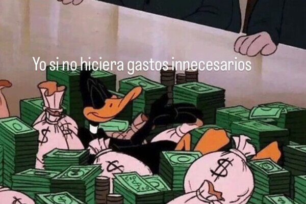 dinero,gastos,innecesarios,rico