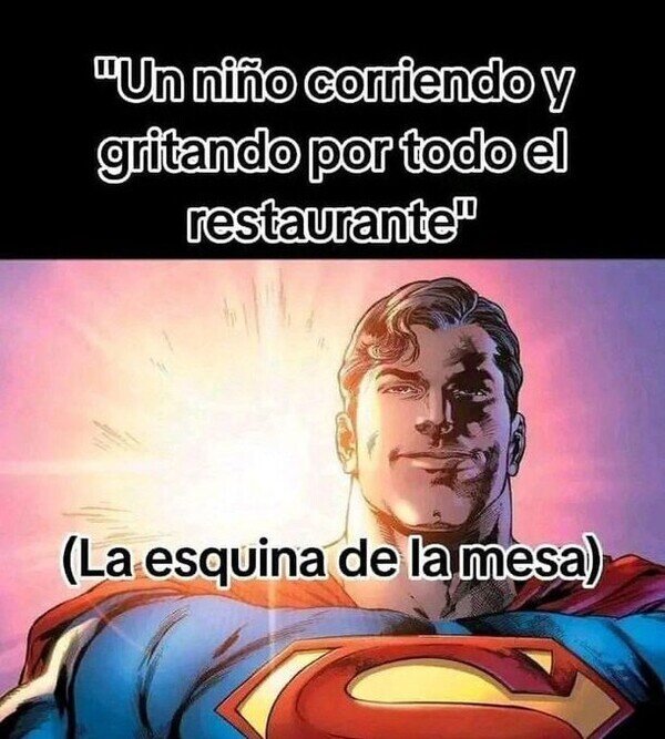 gritos,mesa,niño,pico,restaurante,superman