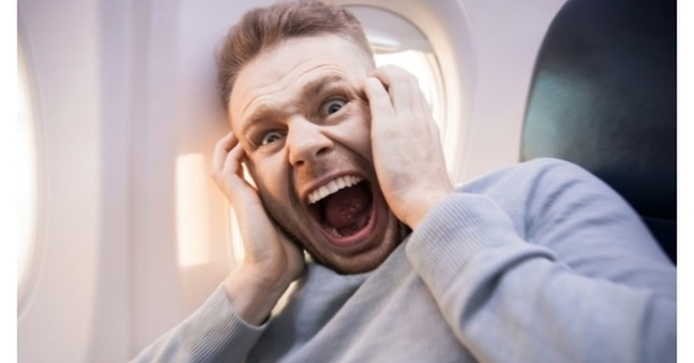 Паника в самолете. Люди в самолете. Самолет аэрофобия. Аэрофобия. Аэрофобия.
