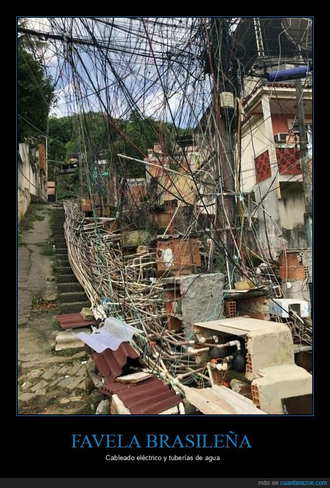 favela,cableado,tuberías