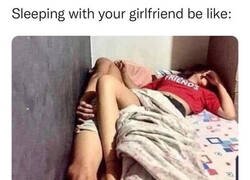 Enlace a Así es dormir en pareja