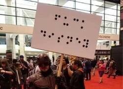 Enlace a Protesta en braille