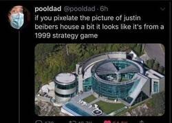 Enlace a La casa de Justin Bieber encaja perfectamente en un videojuego antiguo de estrategia