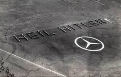 Enlace a Saludo de parte de Mercedes-Benz