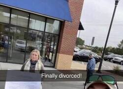 Enlace a Por fin divorciado