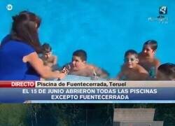 Enlace a Así está hoy en día el chaval del meme de la piscina