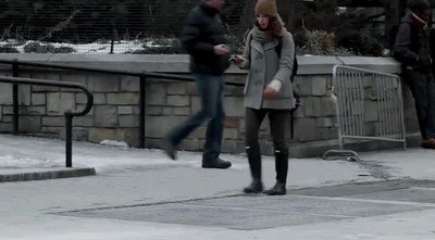 Imagina encontrarte con algo tan desagradable mientras das un paseo tranquilo desagradable,encontrar,paseo,tranquilo