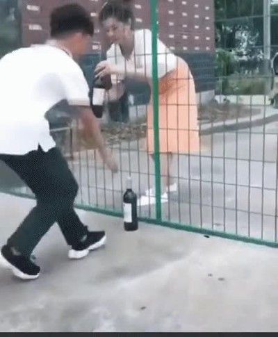 gracias,ayuda,botellas