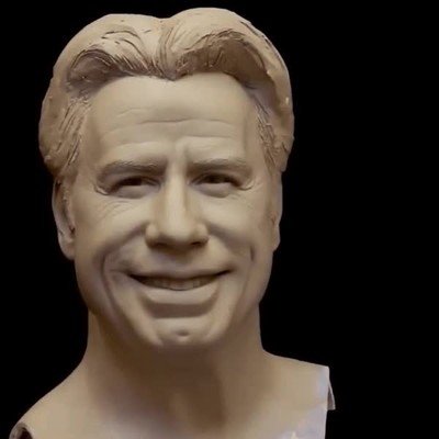 Enlace a Una réplica de la cabeza John Travolta