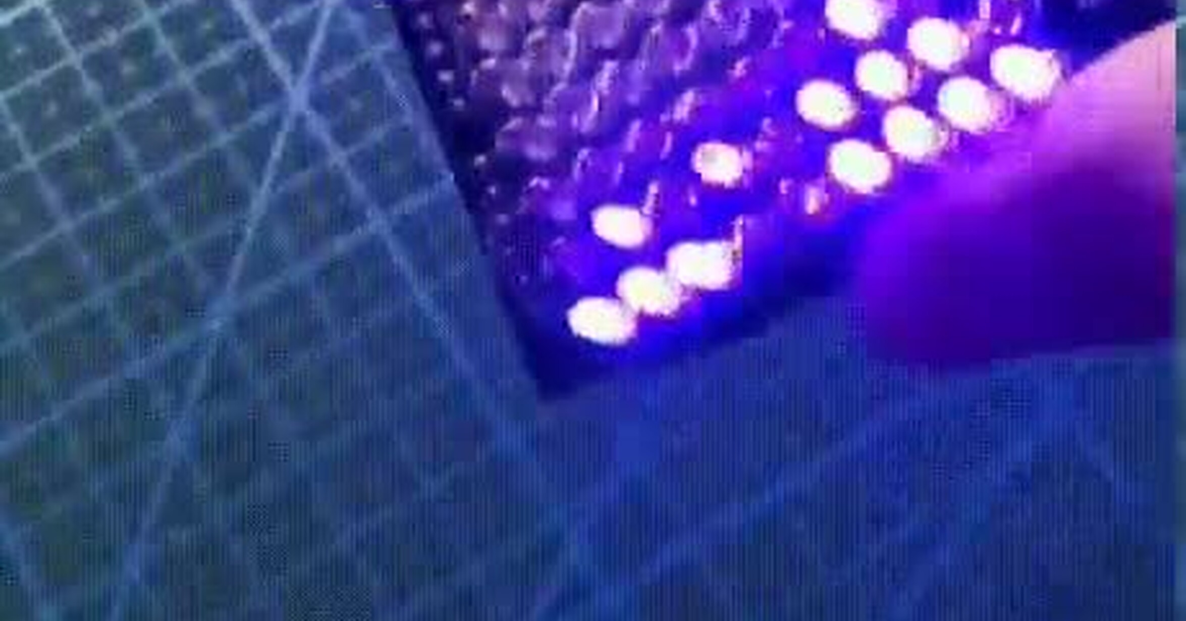 ¡Vaya GIF! / Leds que simulan ser líquido