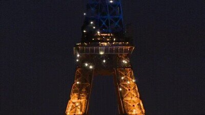 Enlace a Los colores de Ucraina en la Torre Eiffel 