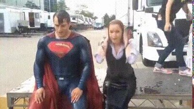 Enlace a Hasta Superman lo pasa mal en esas escenas