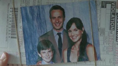 35385 - TWD: La familia Grimes se reencuentra en una foto que te emociones