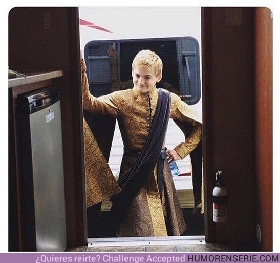 40940 - Joffrey dando la bienvenida a Jaime y a Cersei en las puertas del infierno