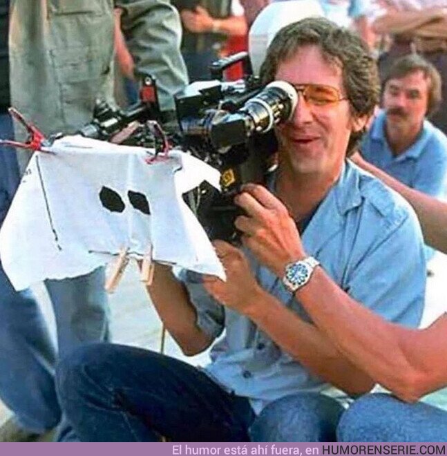 54234 - Un joven Spielberg grabando ET