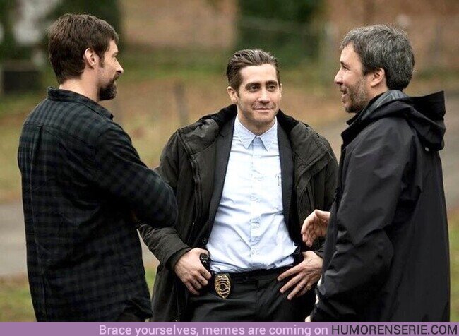 95143 - Hugh Jackman, Jake Gyllenhaal y Denis Villeneuve en el set de Prisoneros (2013). Tremenda película.  , por @SitoCinema