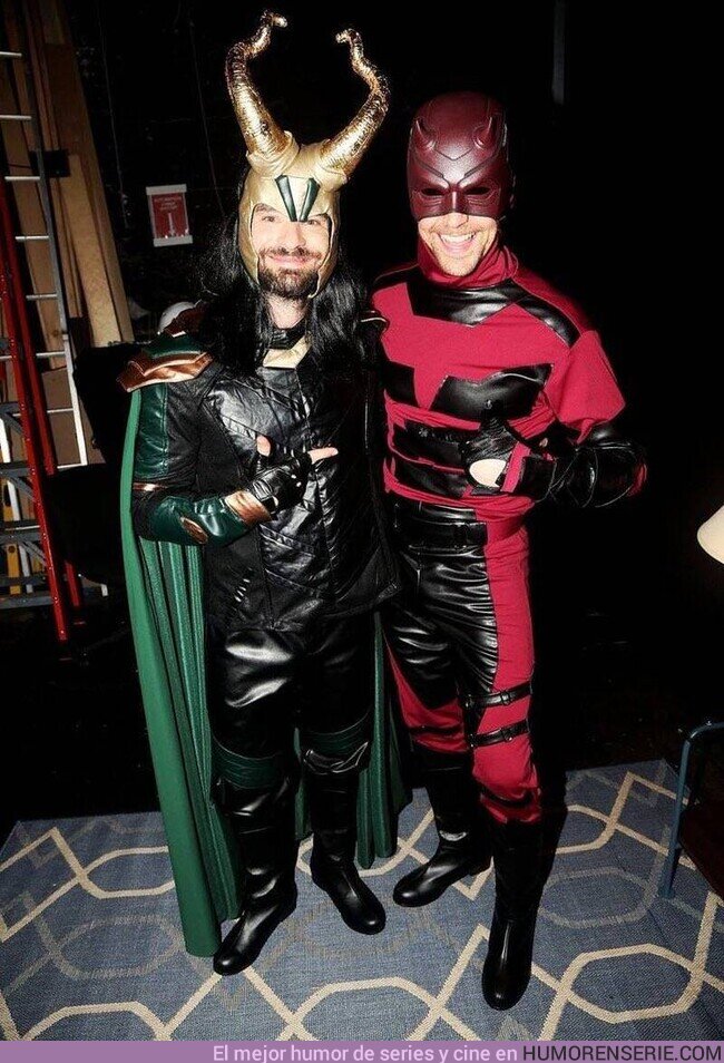105426 - Tom Hiddleston disfrazado de Daredevil, y Charlie Cox de Loki, es lo mejor que verás hoy