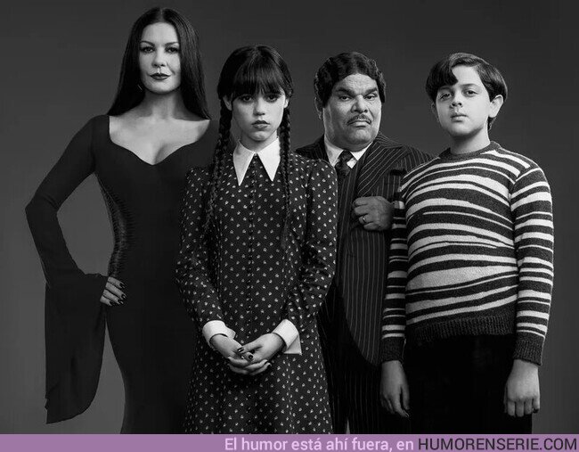 105848 - Primer vistazo  oficial a la Familia Addams en la serie 'WEDNESDAY' de #Netflix.  , por @SitoCinema