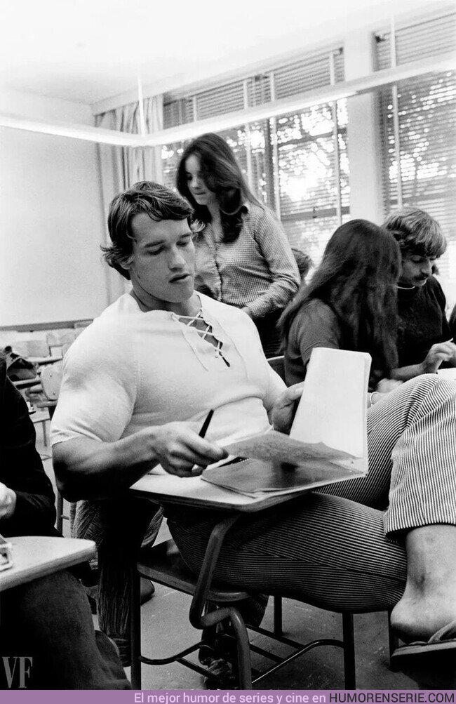 109069 - El pequeñin de Schwarzenegger en su época de estudiante.  , por @Chema_Ponze