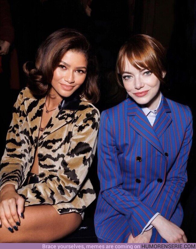 120958 - Zendaya y Emma Stone en la Paris Fashion Week, por @GeekZoneGZ