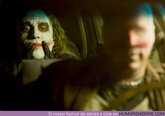 123053 - Christopher Nolan ha compartido una imagen de una escena eliminada de El caballero oscuro (el Joker escapa del ático de Bruce).  , por @Nopodcastdecine