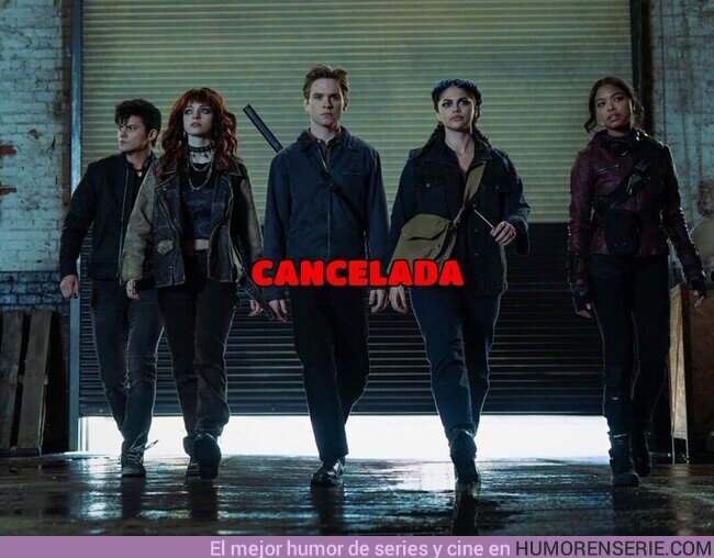 125415 - Gotham Knights (The CW) cancelada en su 1ª temporada.