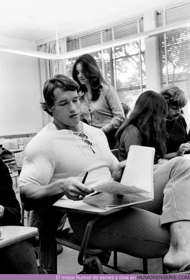154682 - Arnold Schwarzenegger en la escuela nocturna en California, 1973, por @Frikimaestro