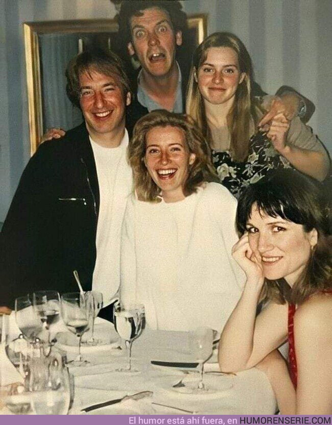 159501 - Alan Rickman, Hugh Laurie, Kate Winslet, Harriet Walter y Emma Thomson en 1994., por @TaroCine