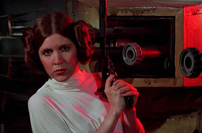 164058 - VIRAL: Carrie Fisher explica por qué le dejaron llevar ropa interior en el rodaje de Star Wars