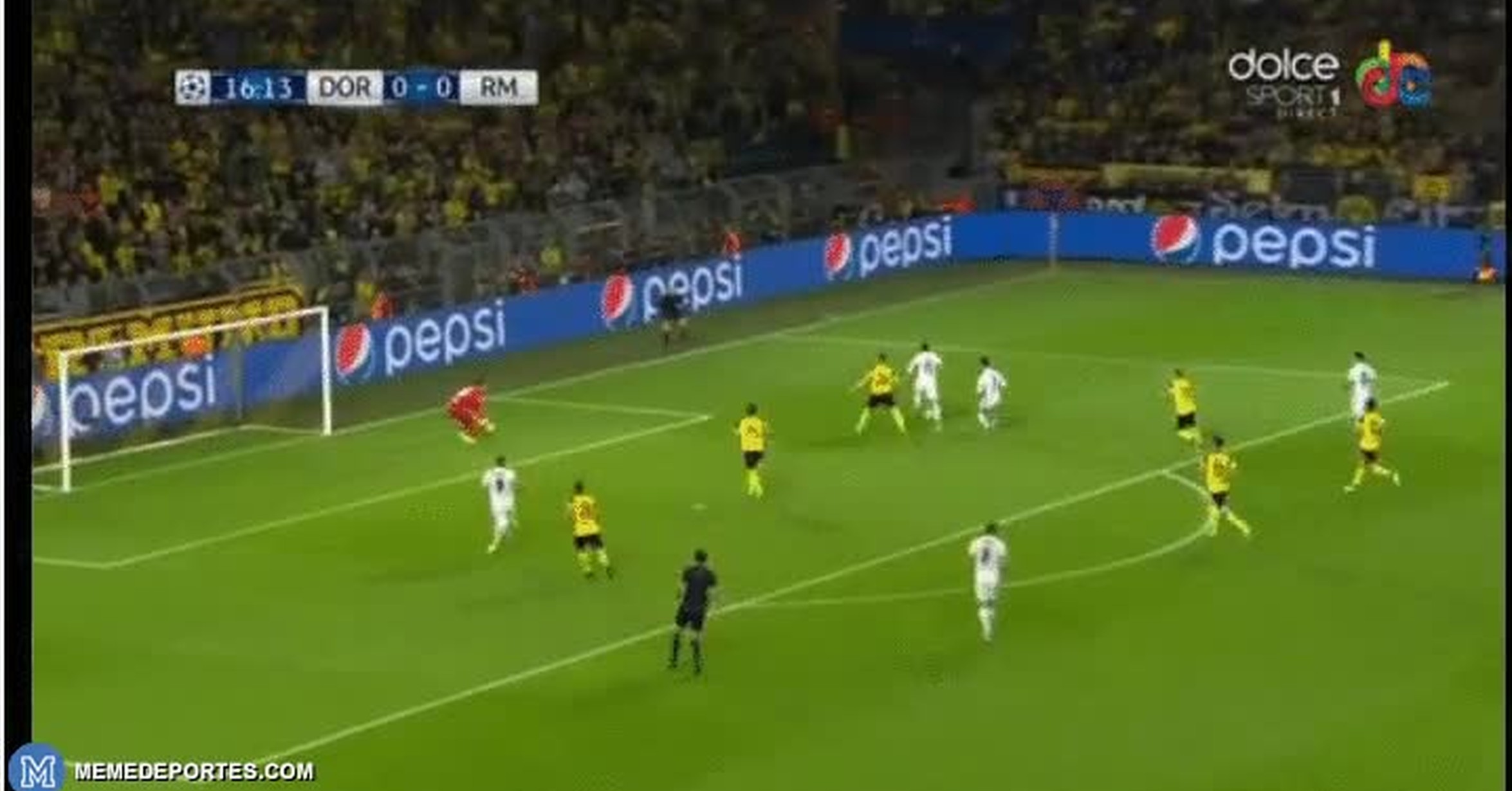 [ MEMEDEPORTES ] GIF ¡Se adelanta el Real Madrid con este