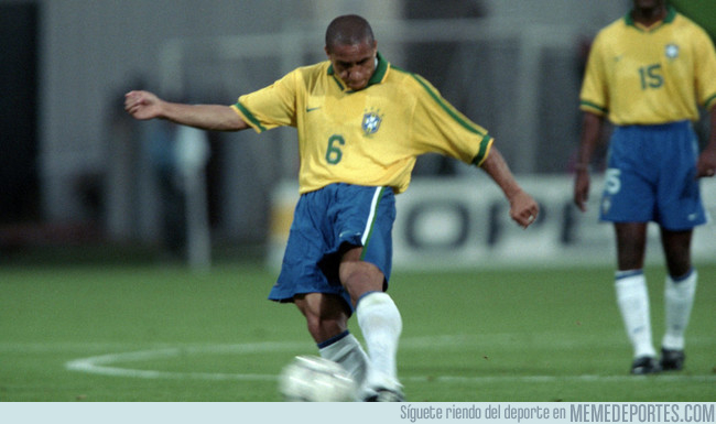 1009675 - La confesión que nadie esperaba de Roberto Carlos sobre la falta más espectacular de la historia