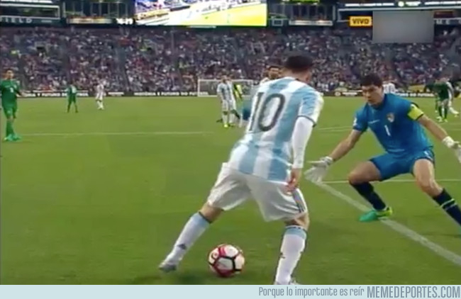 1052428 - El nuevo portero de Boca al que humilló Messi con un caño brutal en 2006