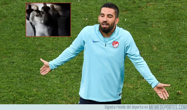 1053161 - Se filtra el vídeo de la pelea de Arda Turan con el cantante turco Berkay Sahin
