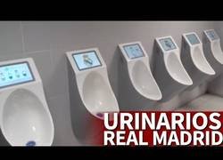 Enlace a El Real Madrid presenta los innovadores urinarios que quiere poner en el Bernabeu, tras 10 años de obras