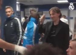 Enlace a El gesto de Modric quitándose el sombrero ante Benzema