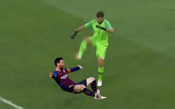Enlace a Cada vez que Alisson se enfrenta a Messi