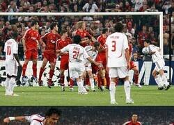 Enlace a La última vez que se enfrentaron Liverpool y Milan fue hace 14 años, en la final de 2007