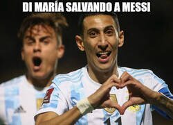 Enlace a Una vez más Di María salvó a Messi