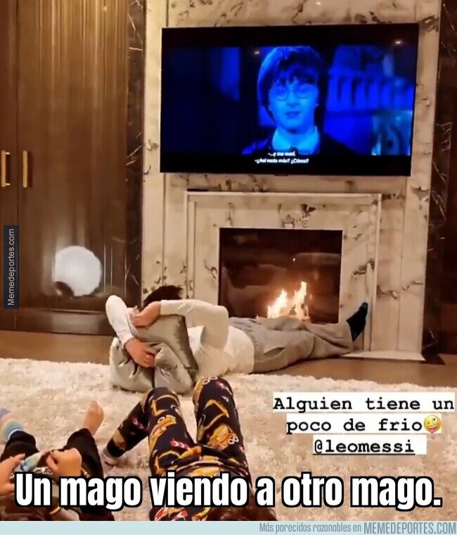 1149079 - Messi viendo Harry Potter