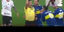 Enlace a Agüero aprovecha su retiro para cargar contra el árbitro chileno Roberto Tobar