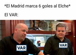 Enlace a Al Madrid le anularon 3 goles en el Martínez Valero